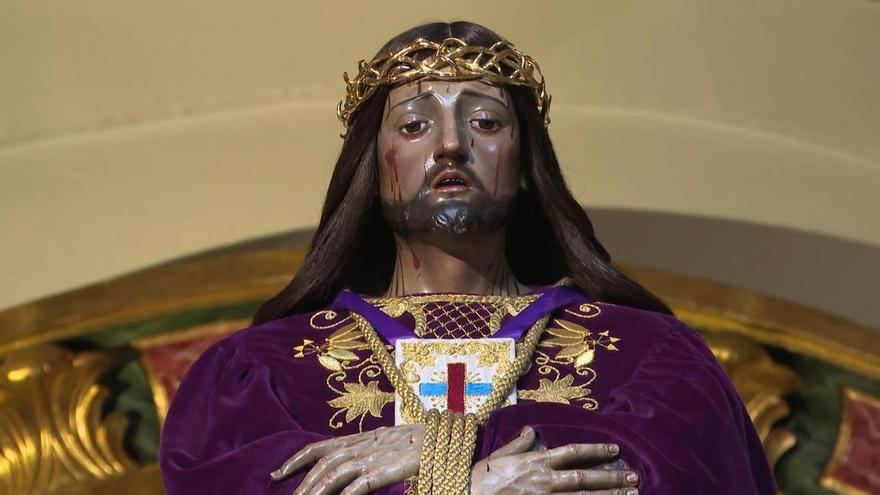 Preparativos de la Hermandad de Jesús "El Pobre" y María Santísima del "Dulce Nombre"
