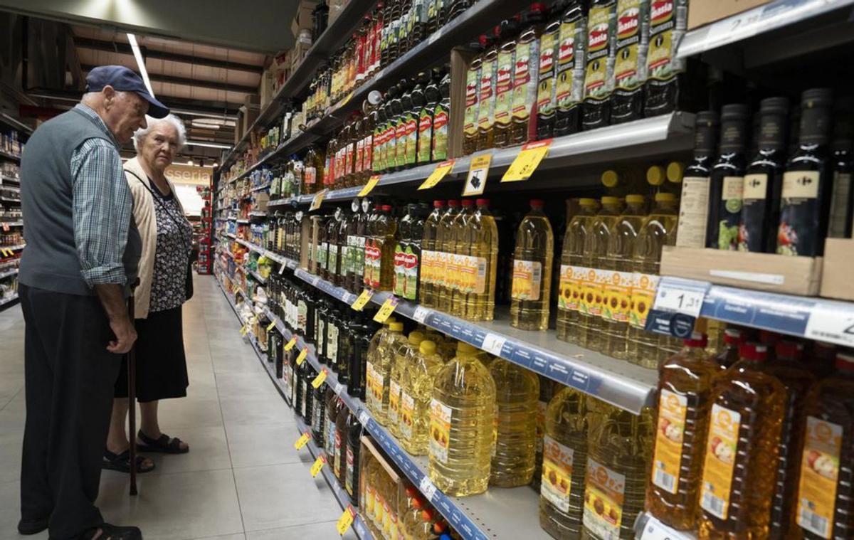 Los consumidores esperan que las bajadas tengan efecto en los lineales. | L. O.