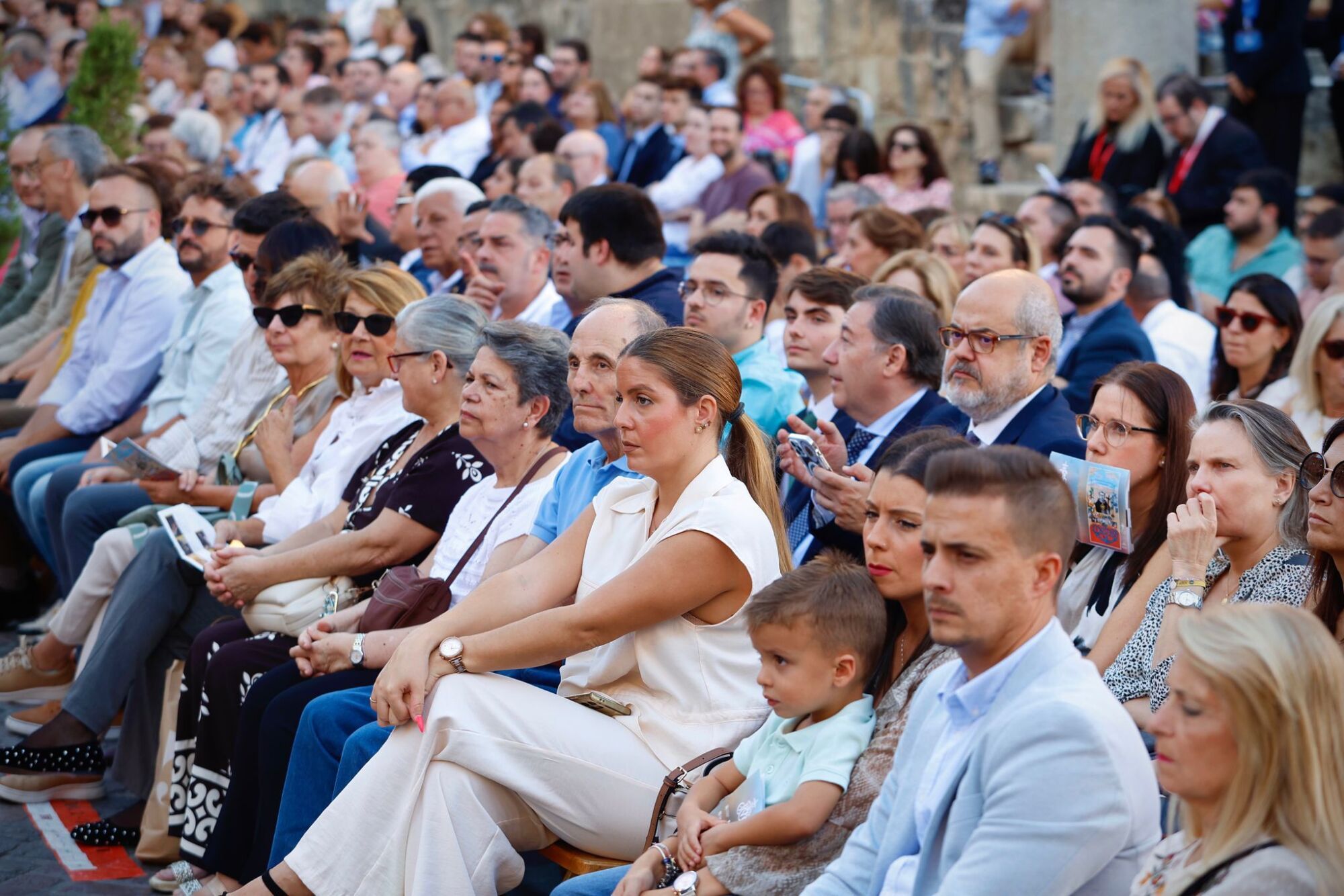 Bulla en las calles la tarde del Magno Vía Crucis