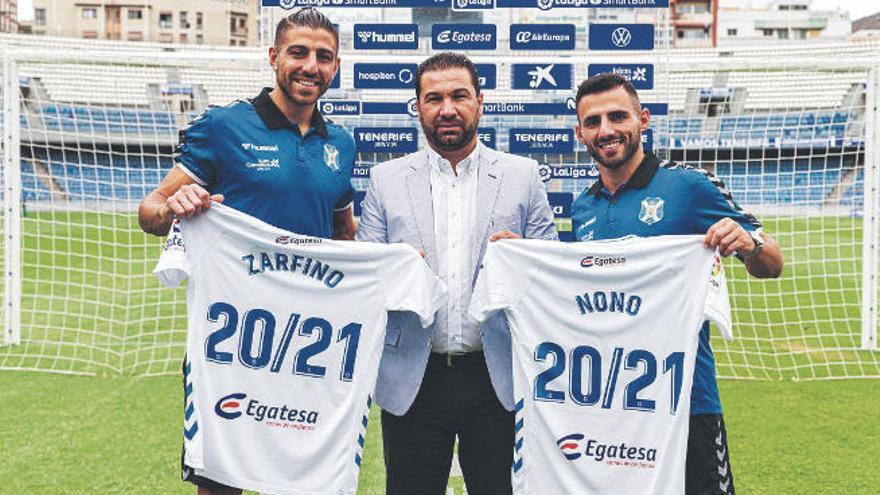 Los tres protagonistas del acto de ayer: Zarfino, Juan Carlos Cordero y Nono.