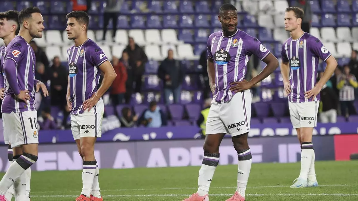 Sigue el Real Valladolid - Rayo Vallecano, en directo