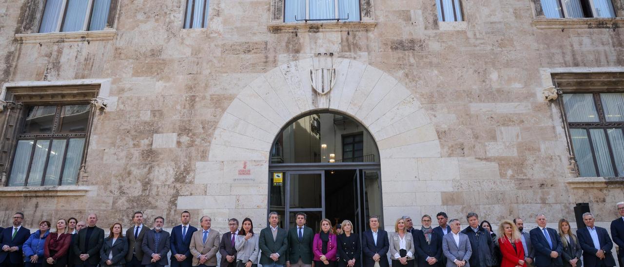 Instituciones valencianas rinden homenaje a las víctimas del 11M y muestran su rechazo al terrorismo