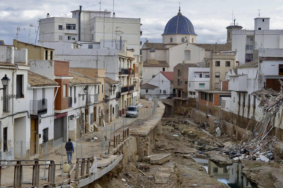 Viviendas dañadas por la riada en Chiva.