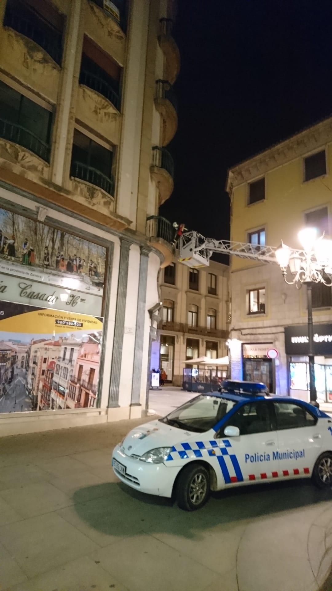 Intervención de bomberos y policía municipal de Zamora.