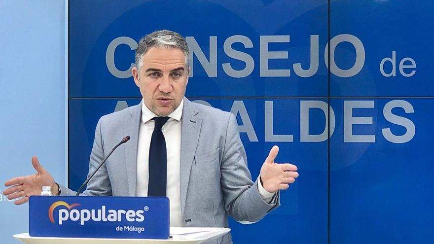 Elías Bendodo, presidente del PP de Málaga, en el Consejo de Alcaldes del partido