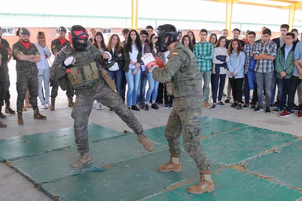 Puertas abiertas en el Cuartel Cabo Noval en Siero