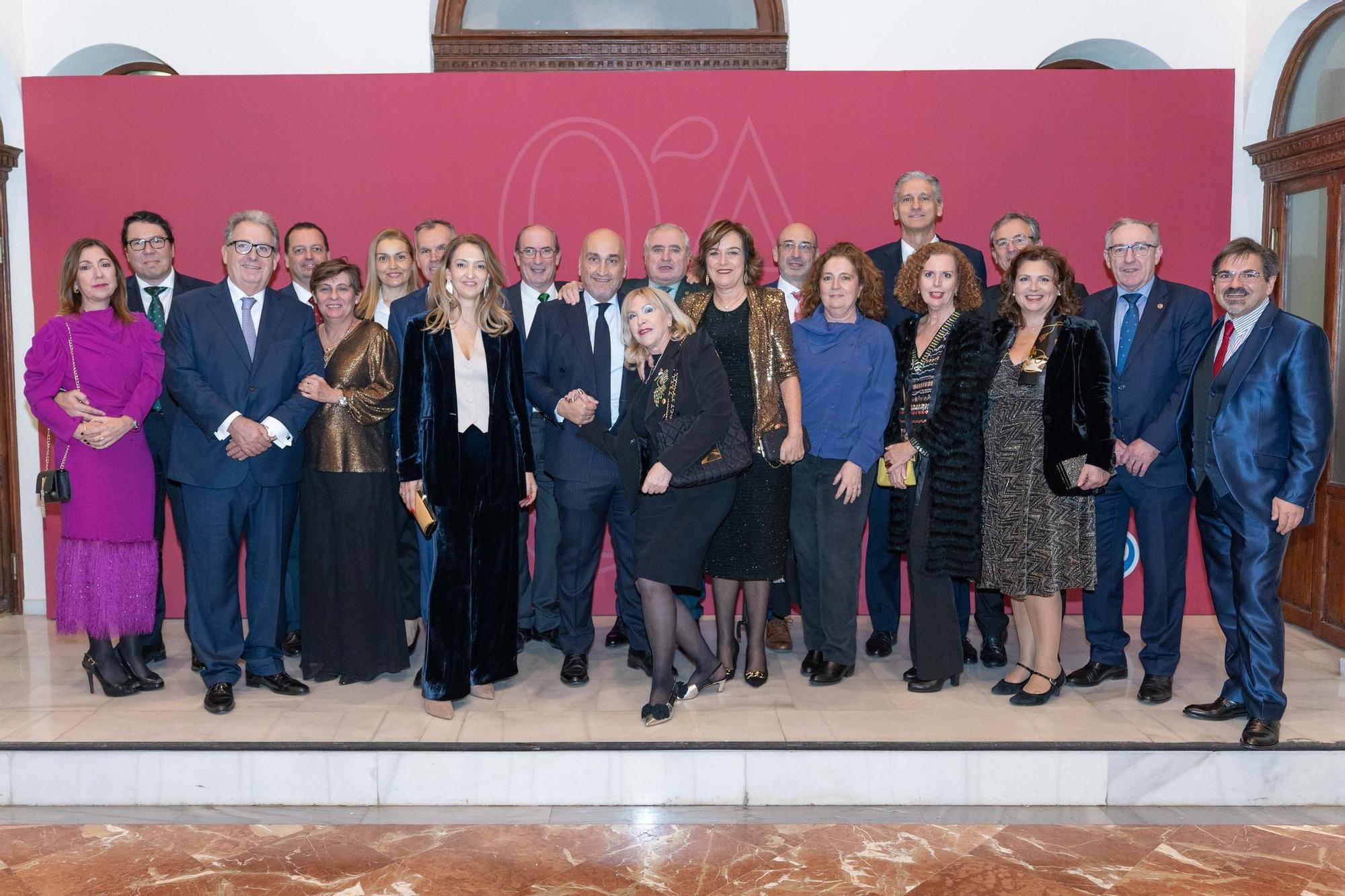 El Colegio de Gestores Administrativos de Murcia celebra patrón y distingue a nuevos colegiados