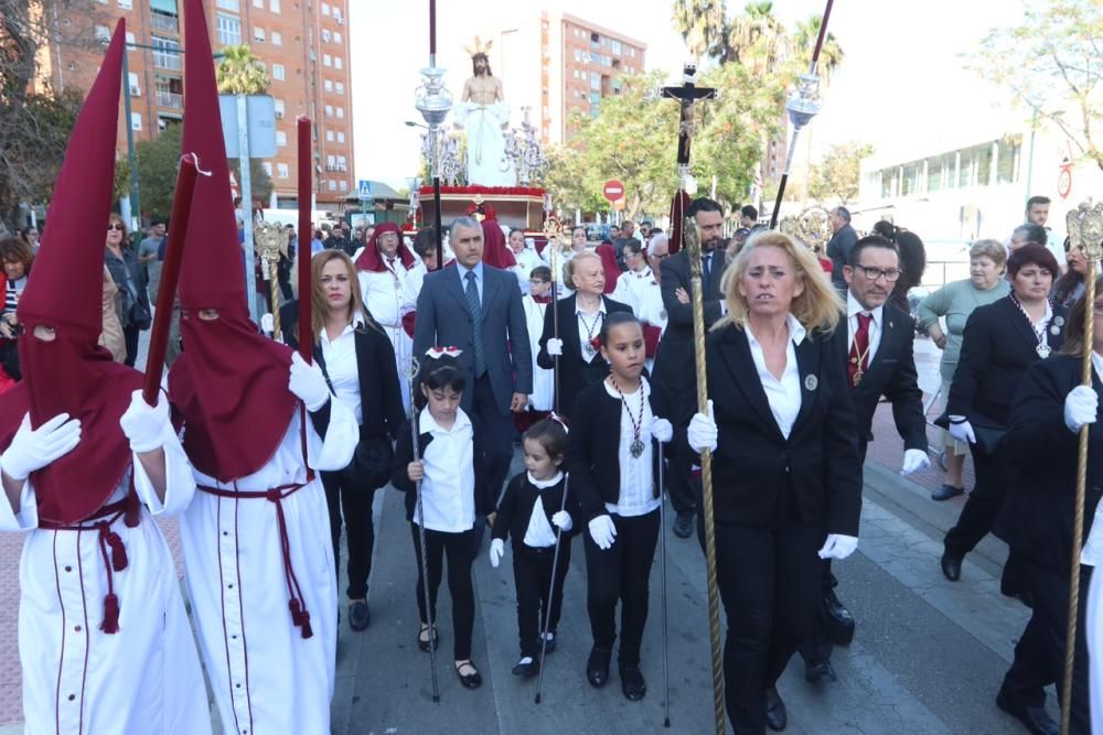 La procesión de la cofradía no agrupada de la Encarnación y el Despojado iniciaba su recorrido desde el 'tinglao' de Dos Hermanas