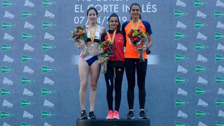 Podi femení, amb Meritxell Soler (2a), Miriam Ortiz (1a) i Marina Bagur (3a)