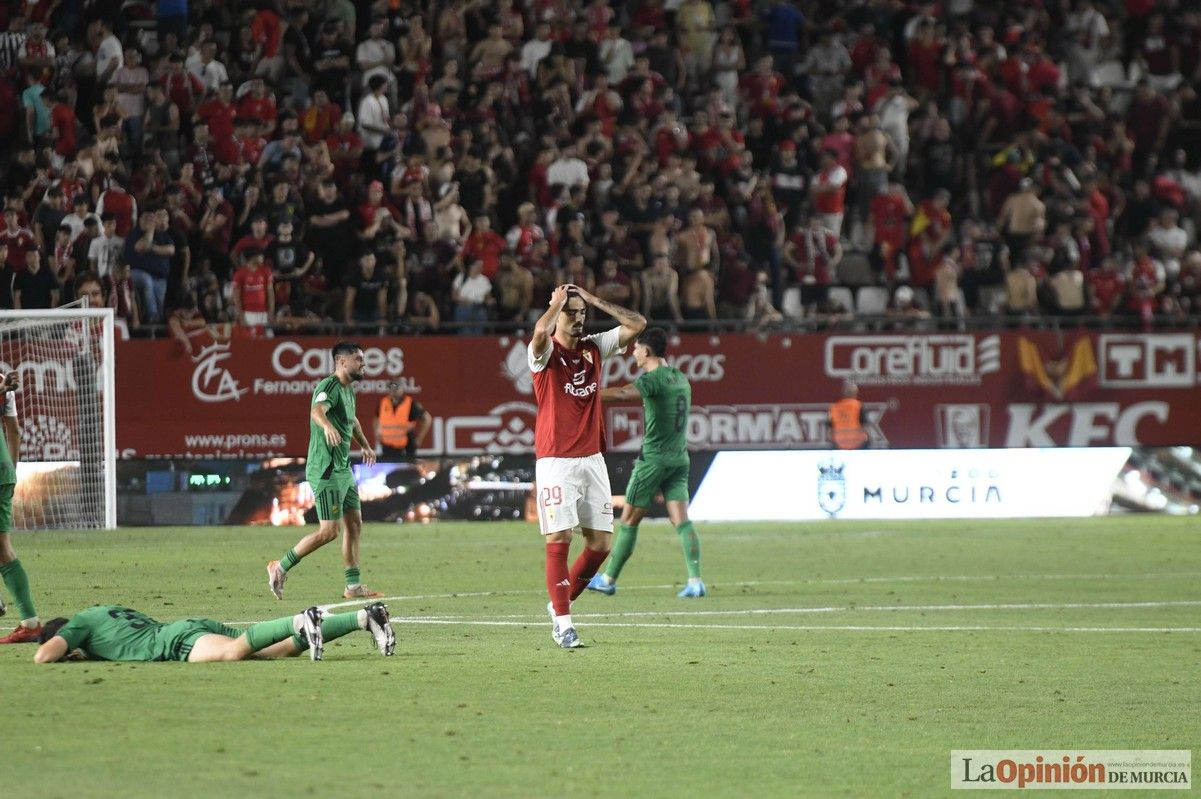 Así fue el encuentro del play off del Real Murcia y el Nástic en la lucha por el ascenso
