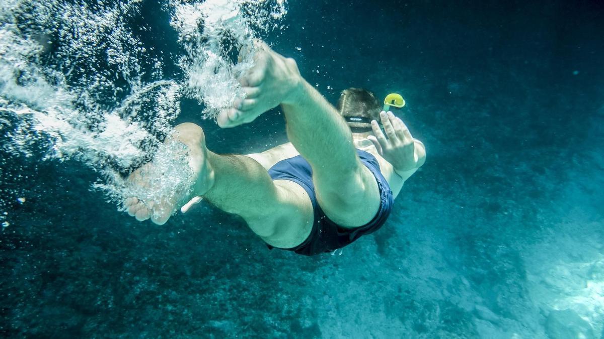 Barotraumatismo, uno de los riesgos del buceo entre aficionados