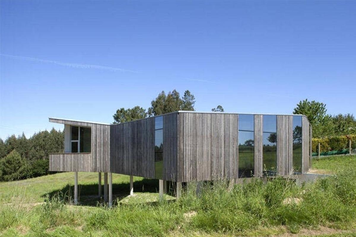 Vivienda galardonada en los  XVI Premios Colexio Oficial de Arquitectos de Galicia (COAG), en Xuanzo (Abegondo).