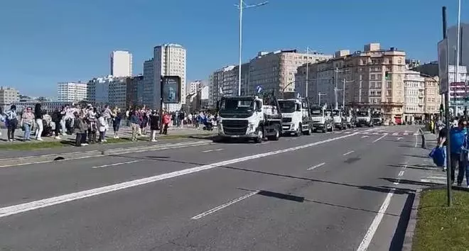 Día de las Peñas Deportivistas: miles de aficionados se reúnen frente al estadio de Riazor