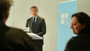 El PP redobla la pressió a Sánchez sobre el "finançament il·legal" del PSOE