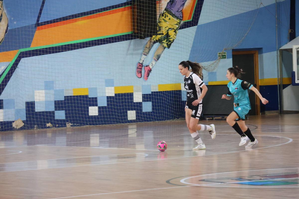 Una imagen del duelo entre River Zamora y CD Segosala.