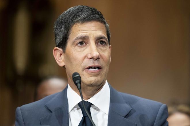 Warsh rompe el guión de la Fed y deja al mercado ante una posible subida sorpresa
