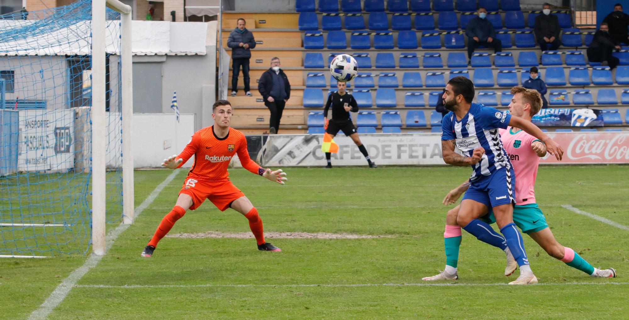 FUTBOL ALCOYANO BARCELONA B 2021-32.jpg