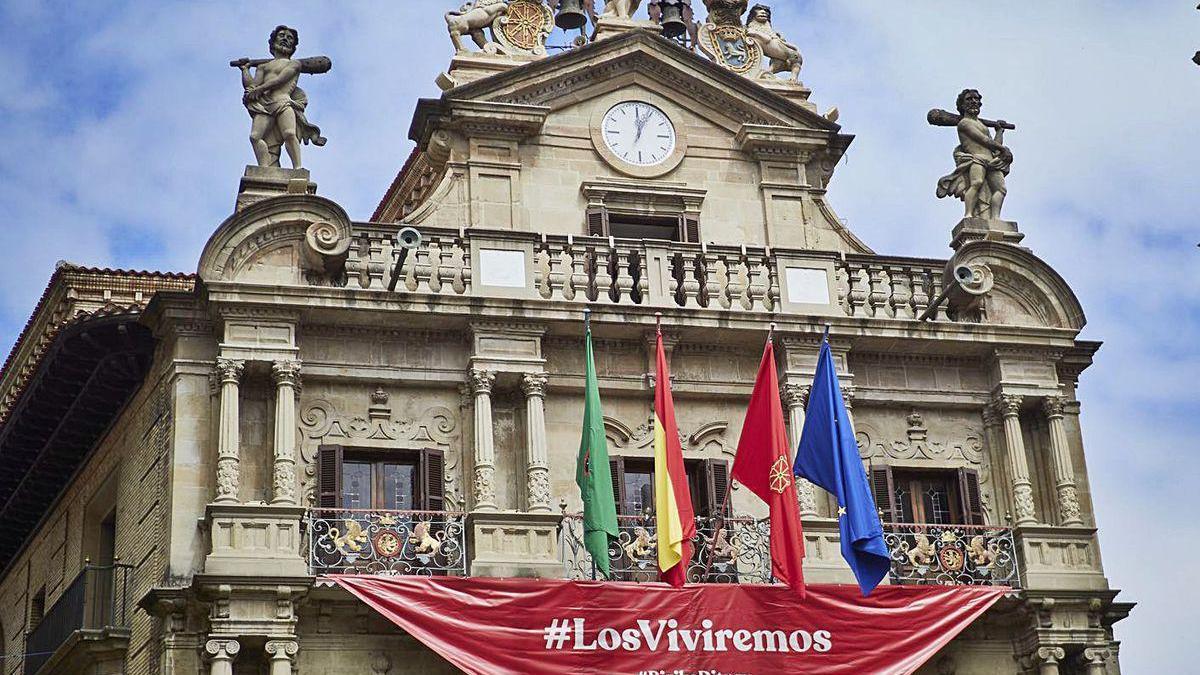 Pamplona llora su San Fermín sin chupinazo