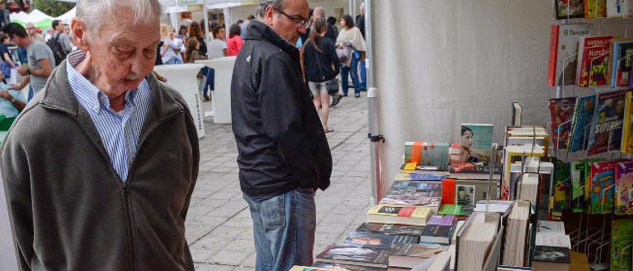 Feria del Libro en el Parque San Telmo.