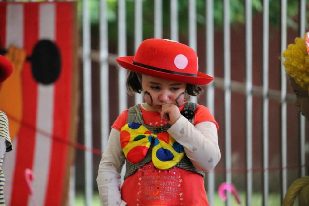 Un circo en el colegio Laviada