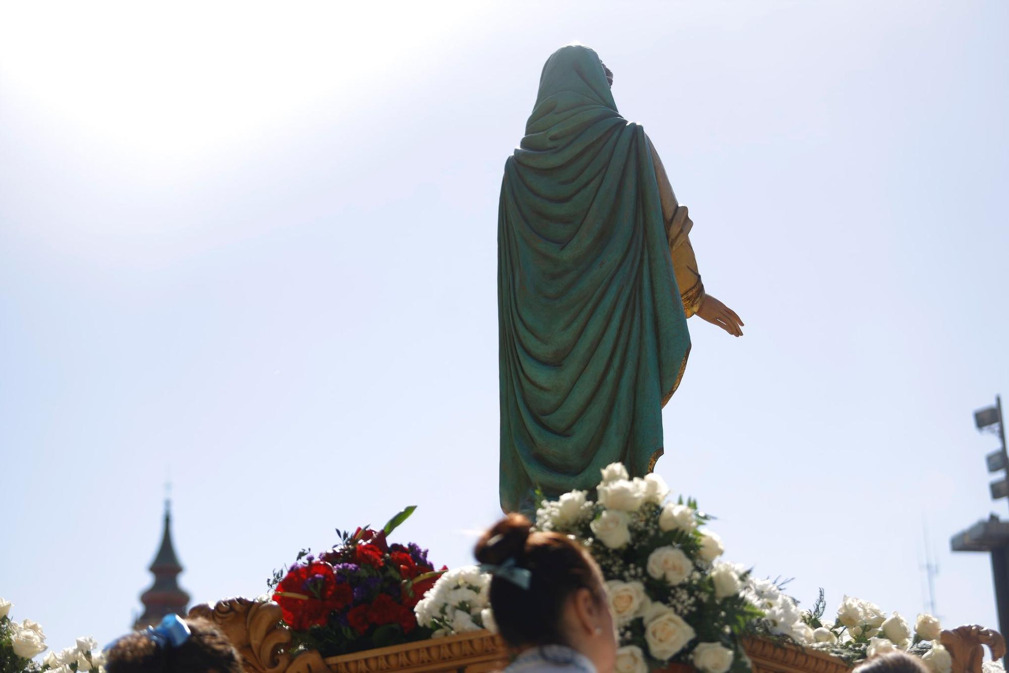 En imágenes | Procesión del Domingo de Resurrección en Zaragoza