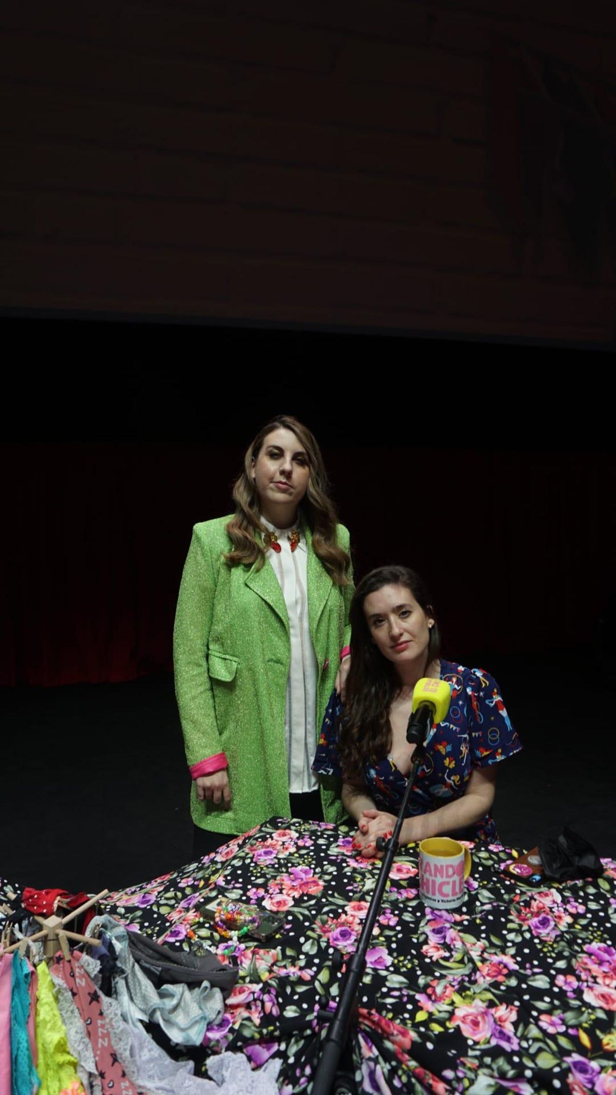 Carolina Iglesias y Victoria Martín