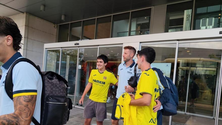 Der Villarreal, von „Groguets" in Vitoria unterstützt und mit einem Auge auf die Champions League: Der Verein hofft, dass der Auftakt auswärts stattfindet!