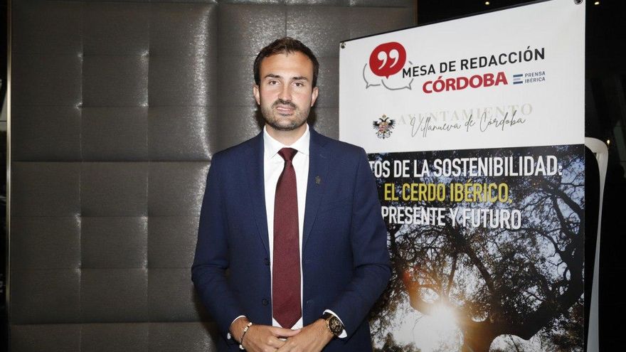 Isaac Reyes, alcalde de Villanueva de Córdoba: «En Los Pedroches tenemos posibilidades porque tenemos una joya gastronómica»