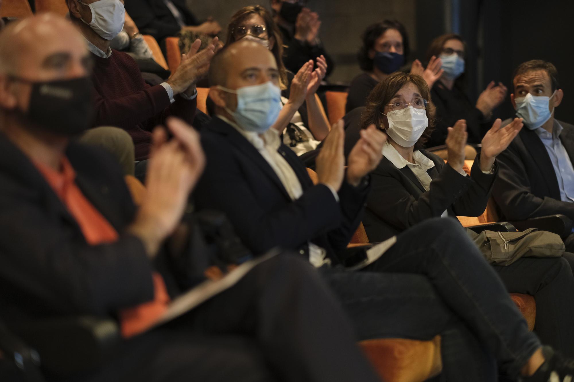 ACTE D' AGRAIMENT A L' ASSOCIACIO DE FAMILIARS DE PERSONES AMB ALZHEIMER. MANRESA-12.jpg