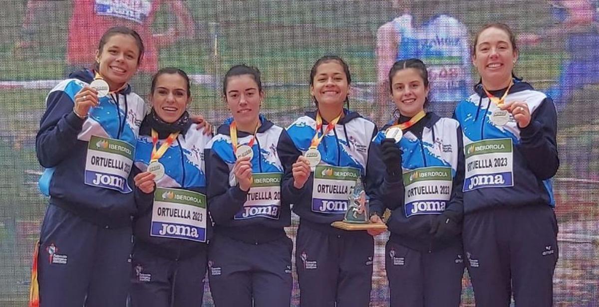 Las mujeres tiran del cross gallego