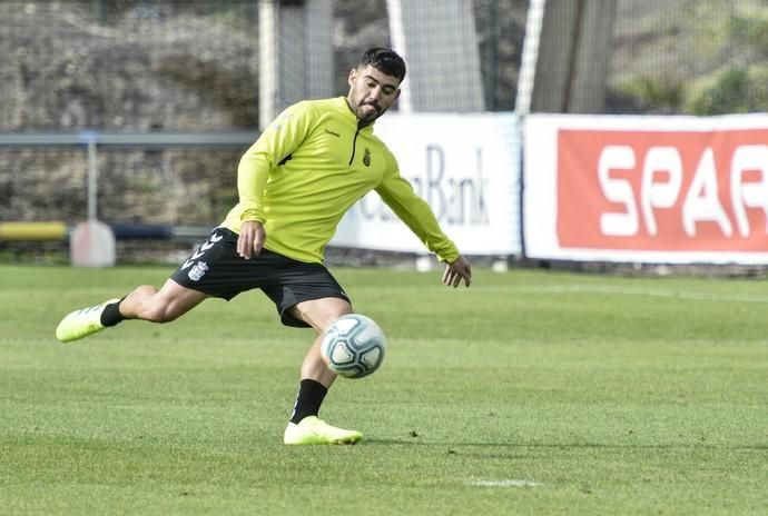 LAS PALMAS DE GRAN CANARIA. Entrenamiento de la UD Las Palmas  | 11/12/2019 | Fotógrafo: José Pérez Curbelo