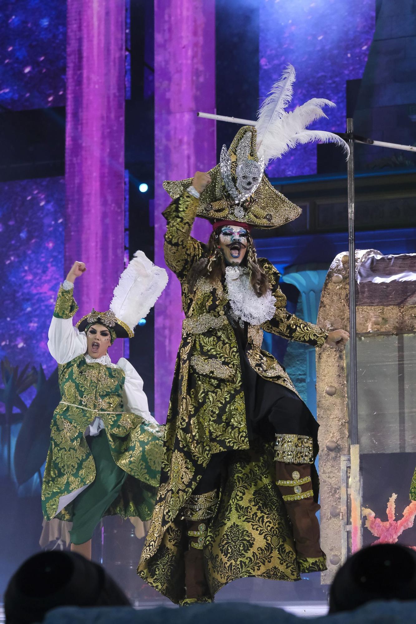 Actuación de Drag Ácrux en la Gala Drag del Carnaval de Las Palmas 2022