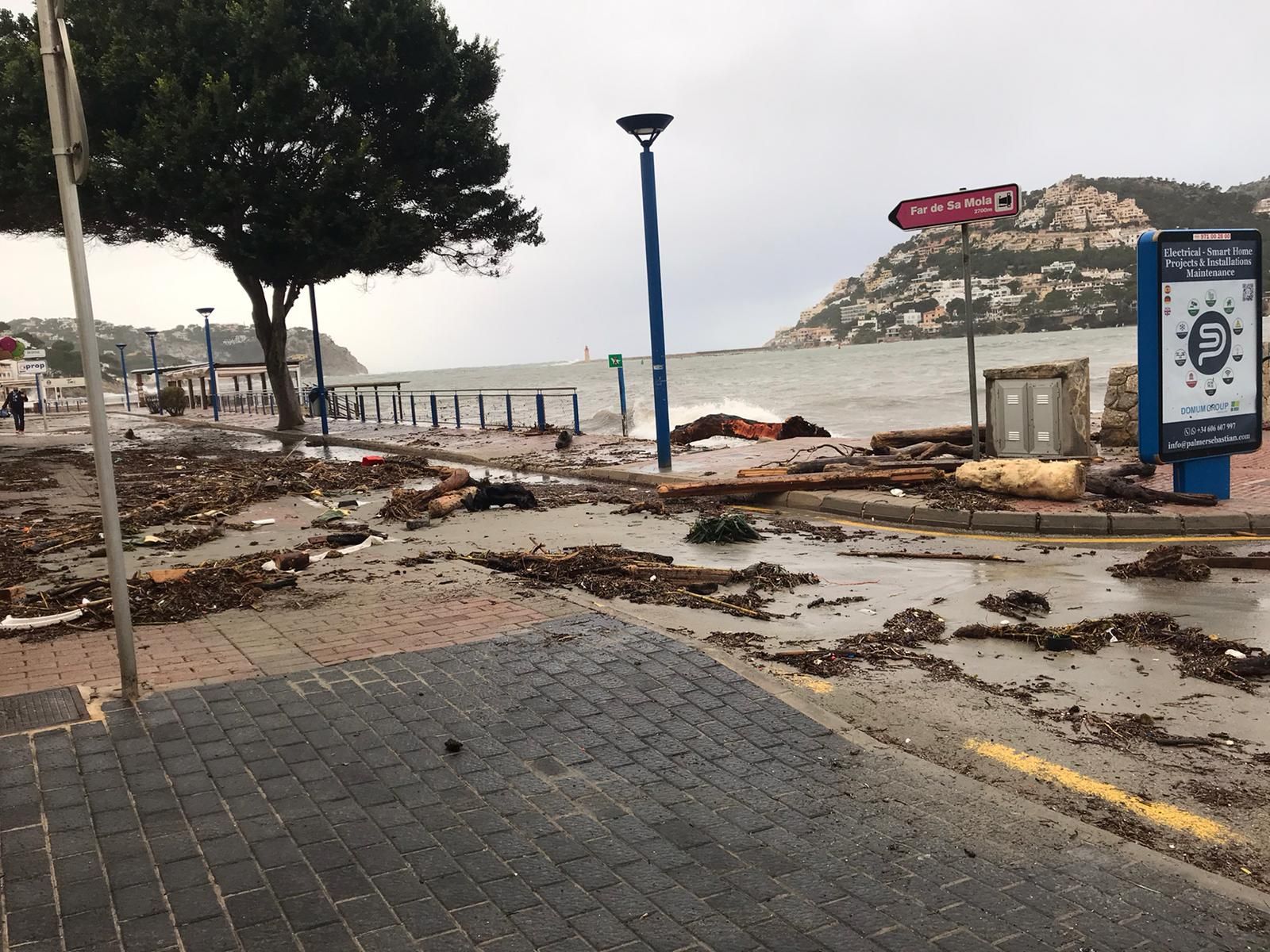 Bella provoca grandes destrozos en el Port d'Andratx