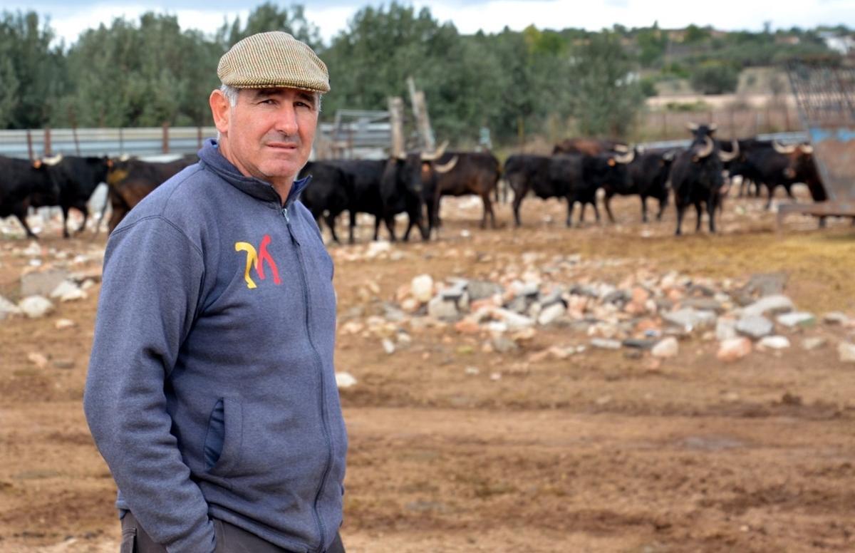 La ganadería de Fernando Machancoses resiste al coronavirus pese a no tener ingresos
