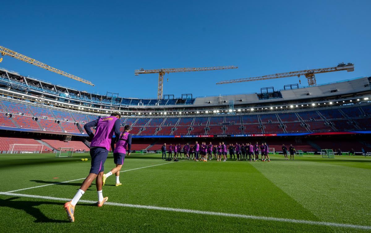 Primer entreno del Barça en el renovado Camp Nou