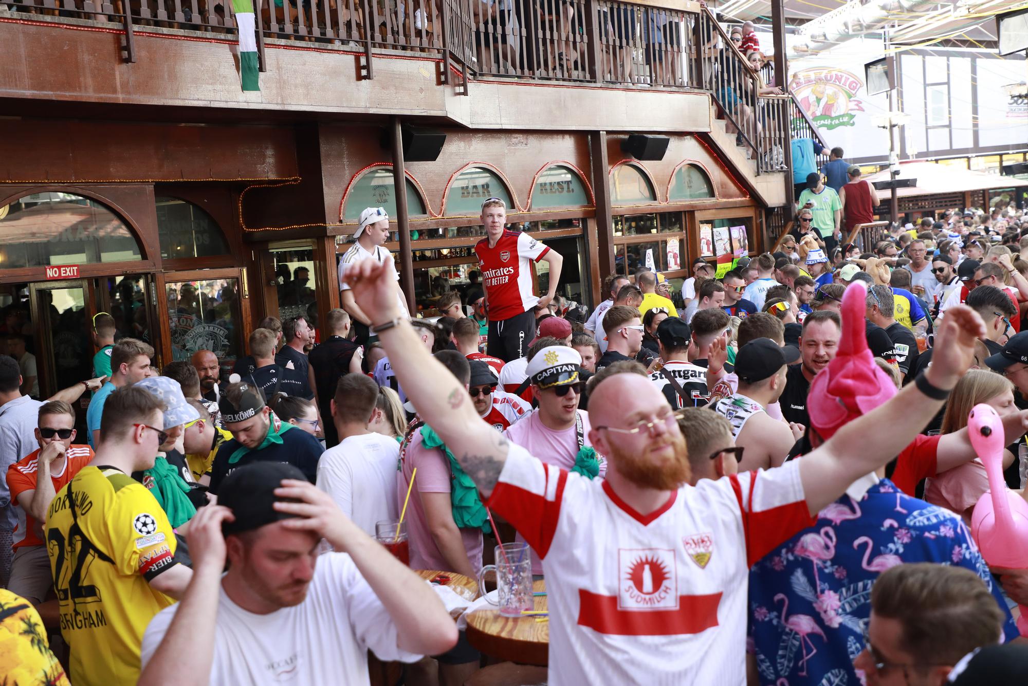 Herzkasper am Ballermann: So erlebten die Fans das Bundesliga-Finale im Bierkönig auf Mallorca