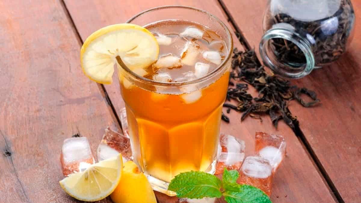 Descubre la infusión adelgazante que evita que piques entre horas y deshincha el vientre