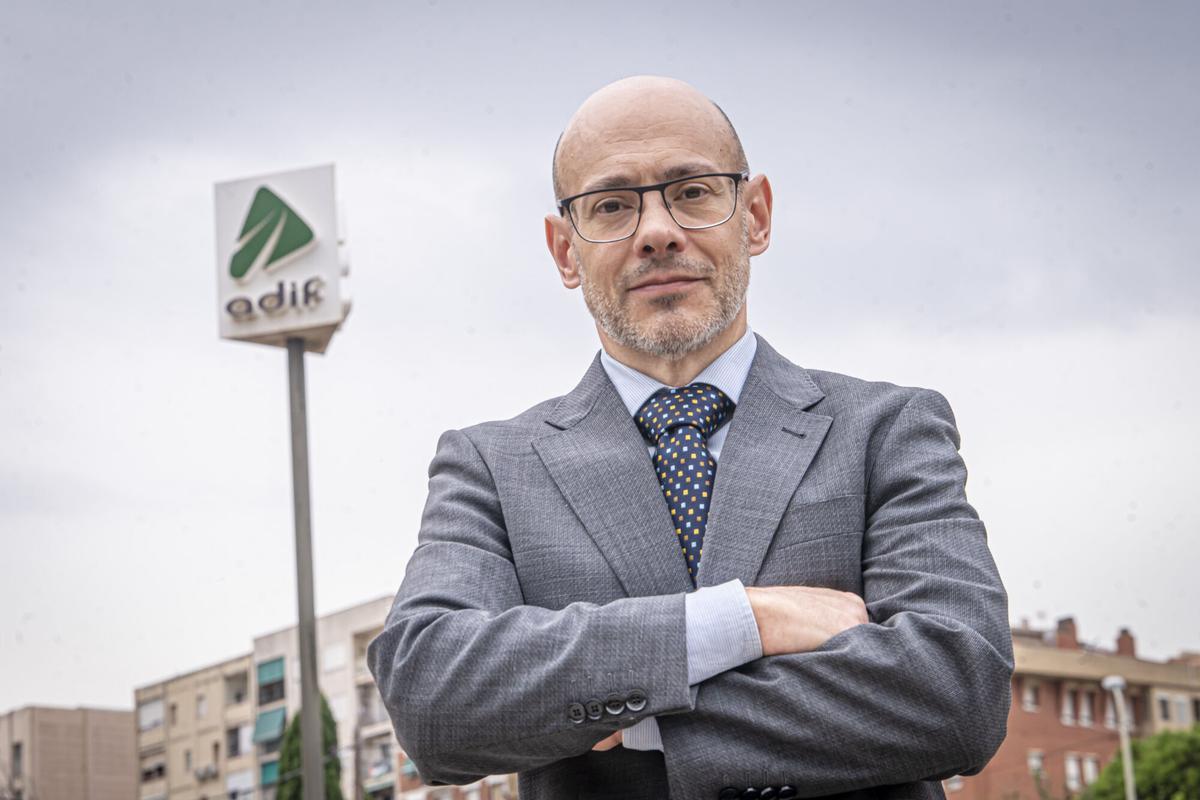 Barcelona 07/09/2025 Barcelona. Entevista Luis Ubalde, responsable Oficina técnica Rodalies. AUTOR: MANU MITRU