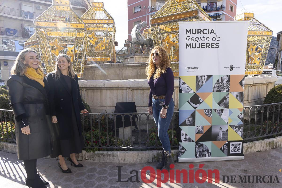 Cehegín rinde homenaje a las mujeres cosedoras de alpargatas