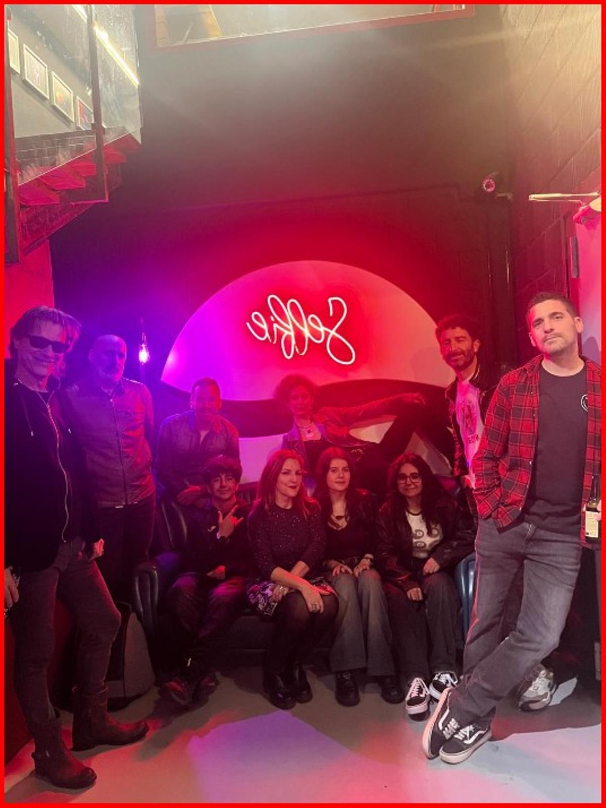 The Drunk Future telonearon al grupo principal de la noche, Heiser.