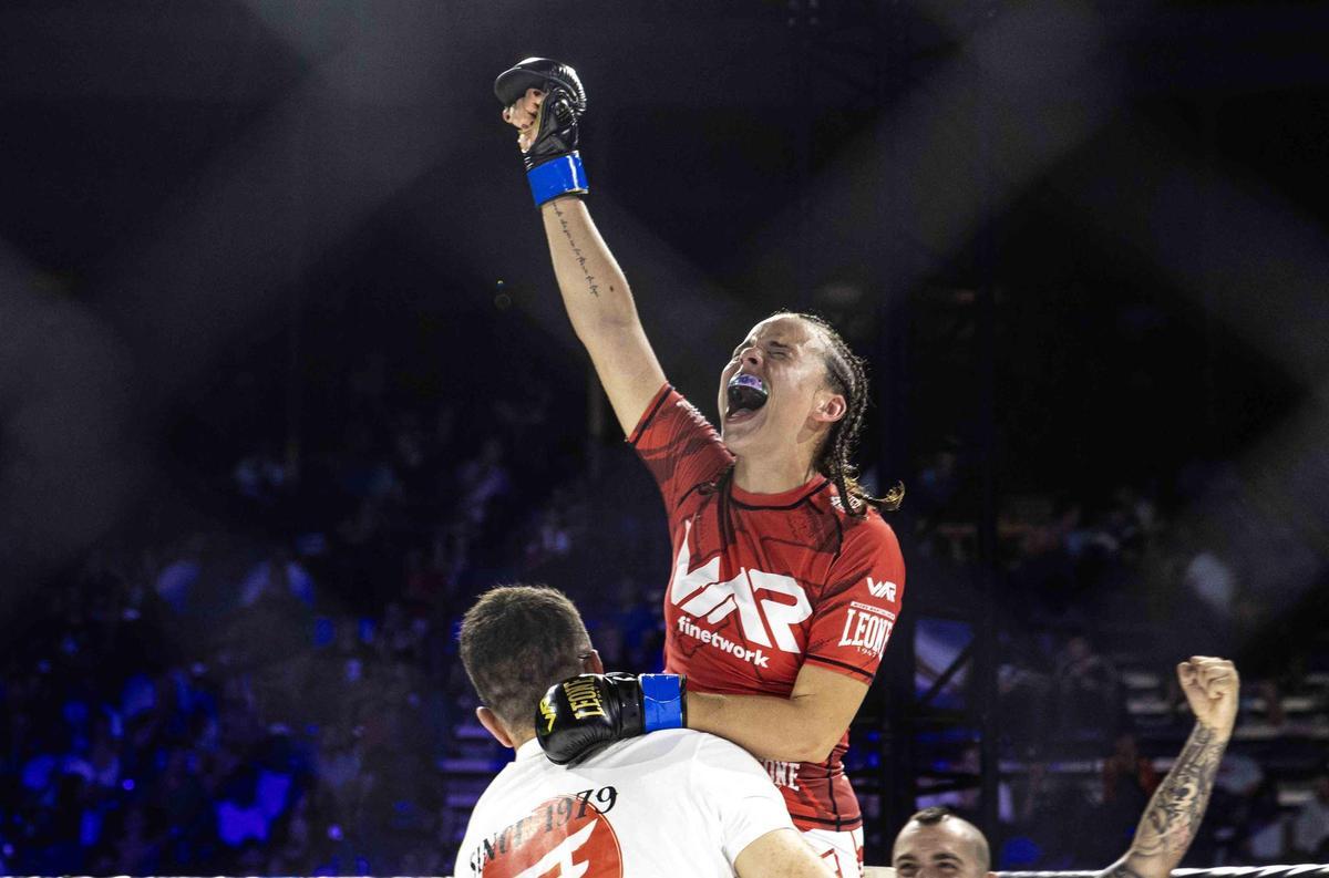 El espectáculo WAR MMA desata la locura en Plaza de Toros de Alicante El espectáculo WAR MMA desata la locura en Plaza de Toros de Alicante