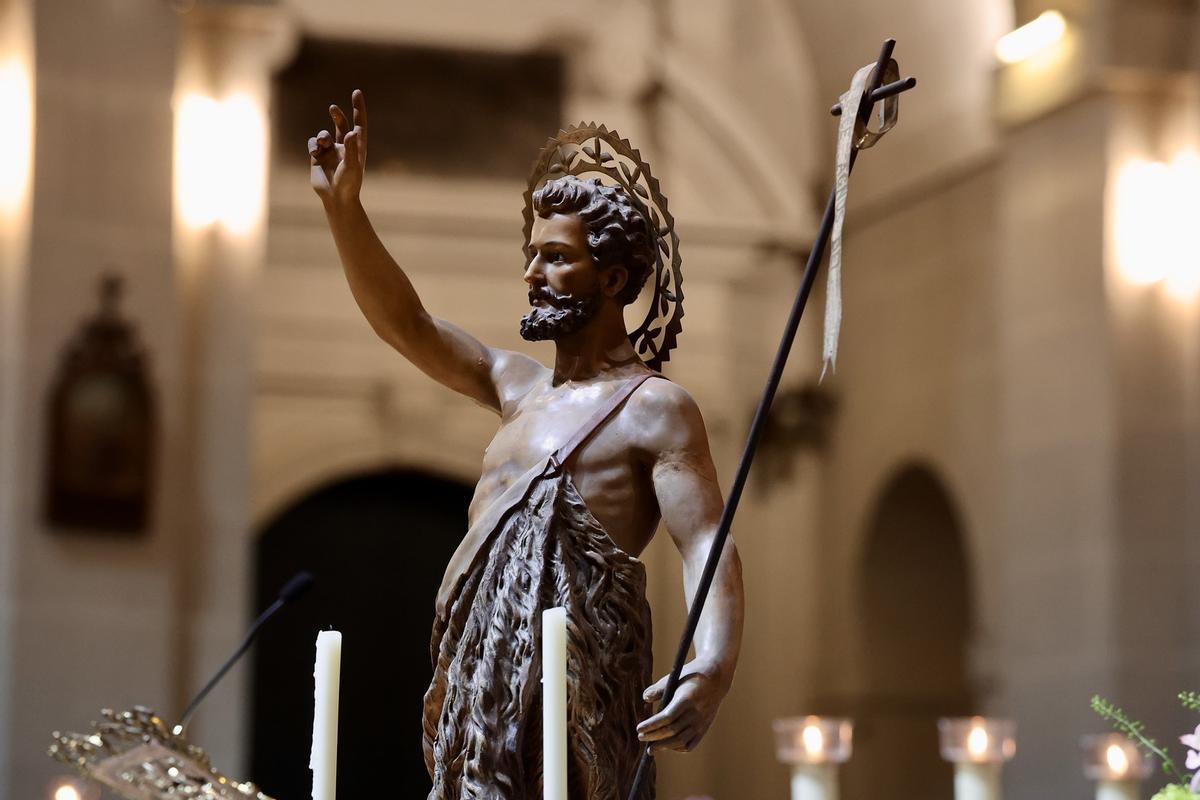 Segunda sesión de la Ofrenda en las Hogueras de Alicante