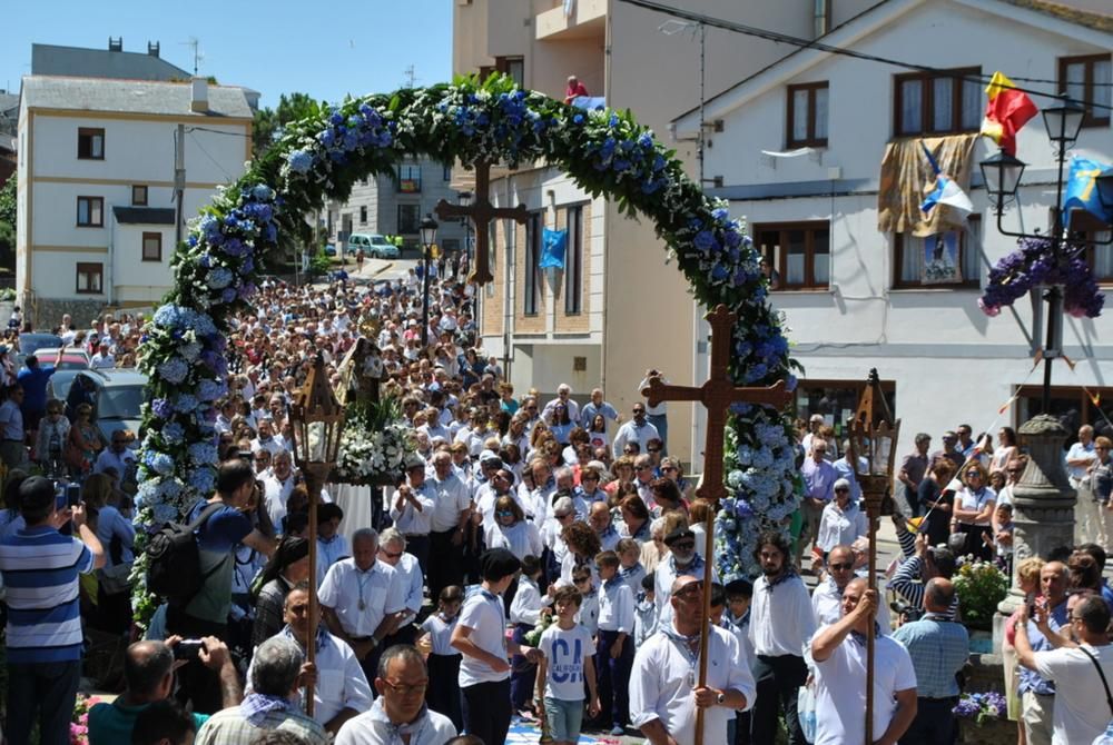 Procesión de la Virgen de El Carmen en Tapia