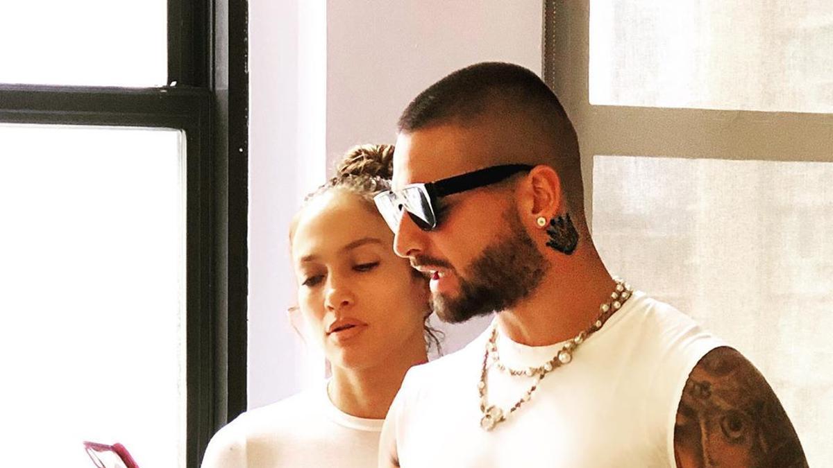 Primera imagen de Maluma y JLo en el rodaje de 'Marry Me'