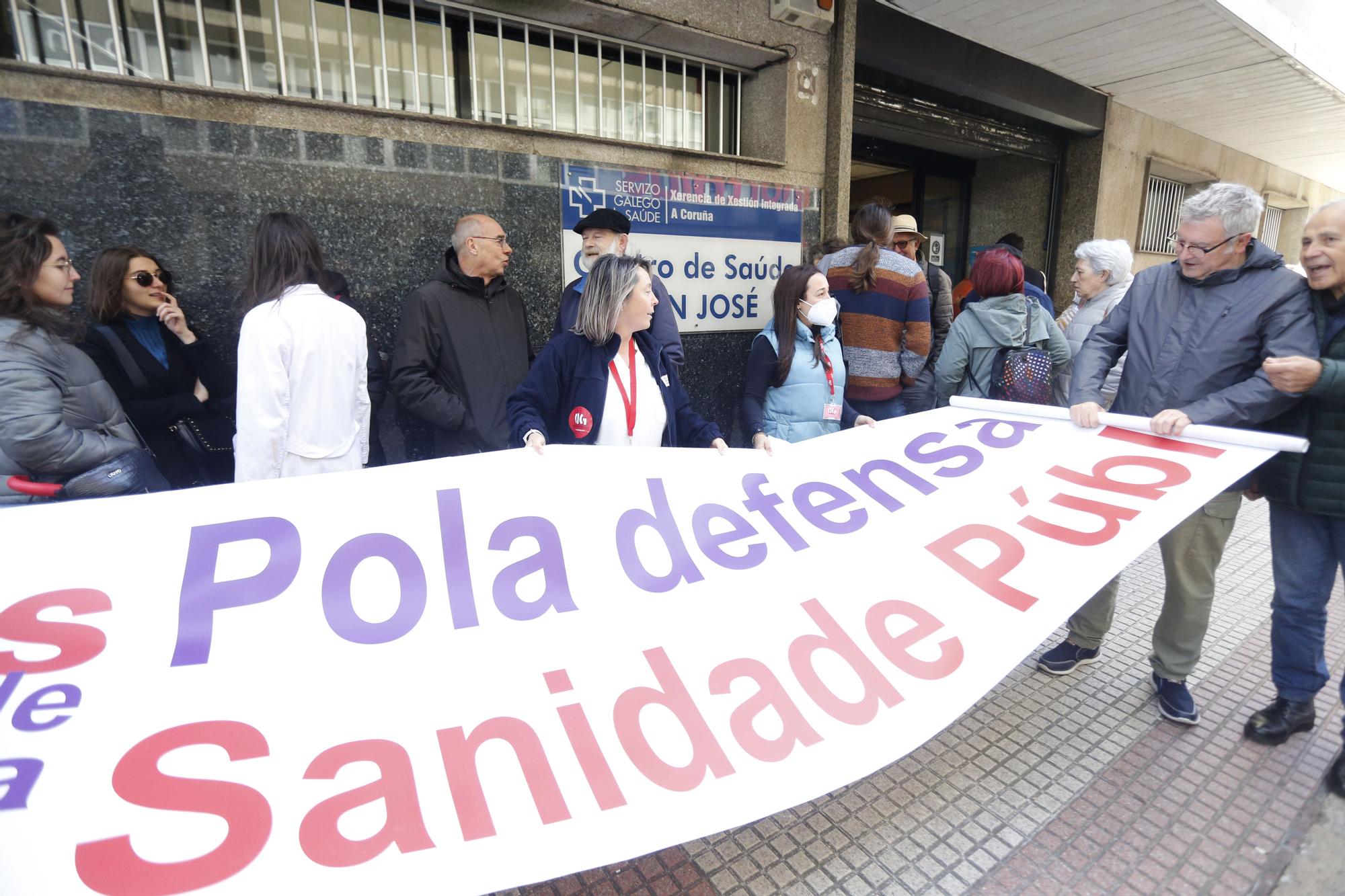 Concentración de personal sanitario por el Día mundial de la Atención Primaria