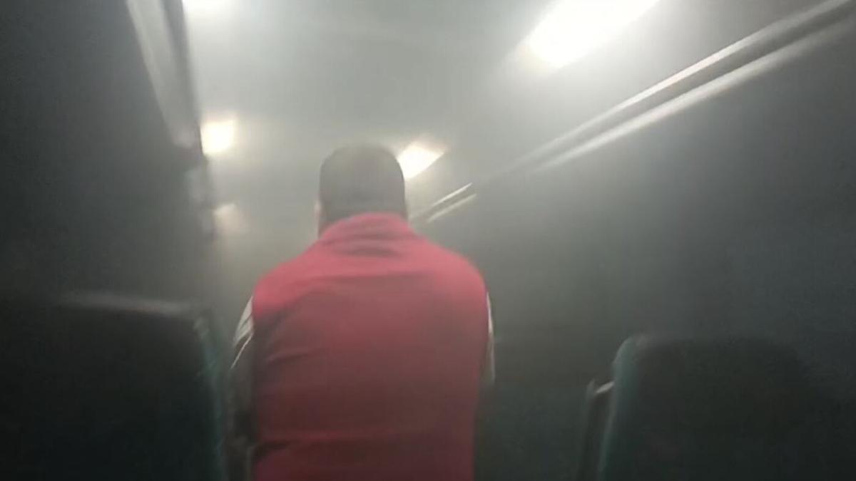 Prenden fuego al asiento de una guagua en Lanzarote con pasajeros dentro