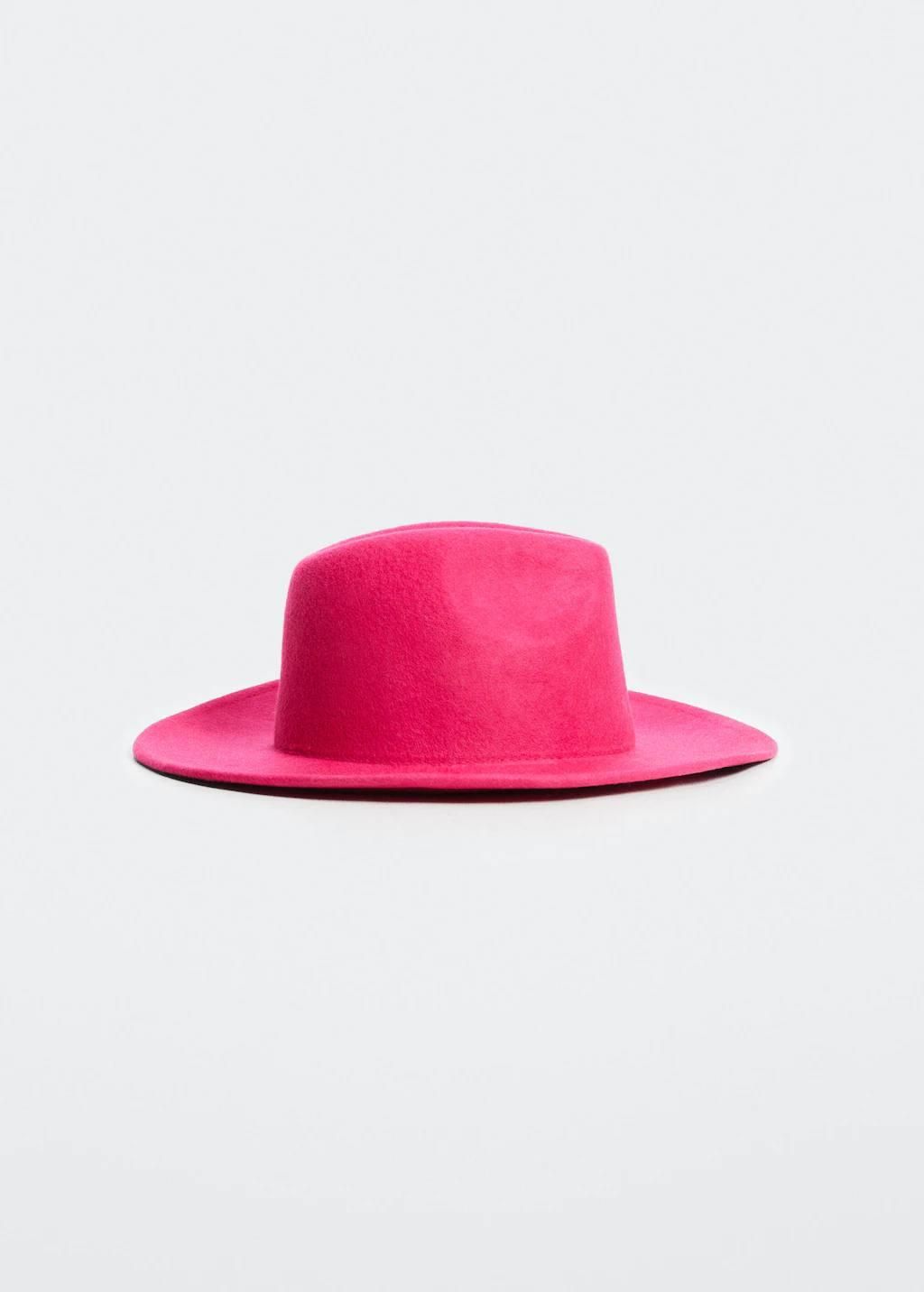 Fiebre 'Barbiecore': sombrero