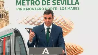 Las obras del metro de Sevilla se inauguran entre pitos de los vecinos a los políticos
