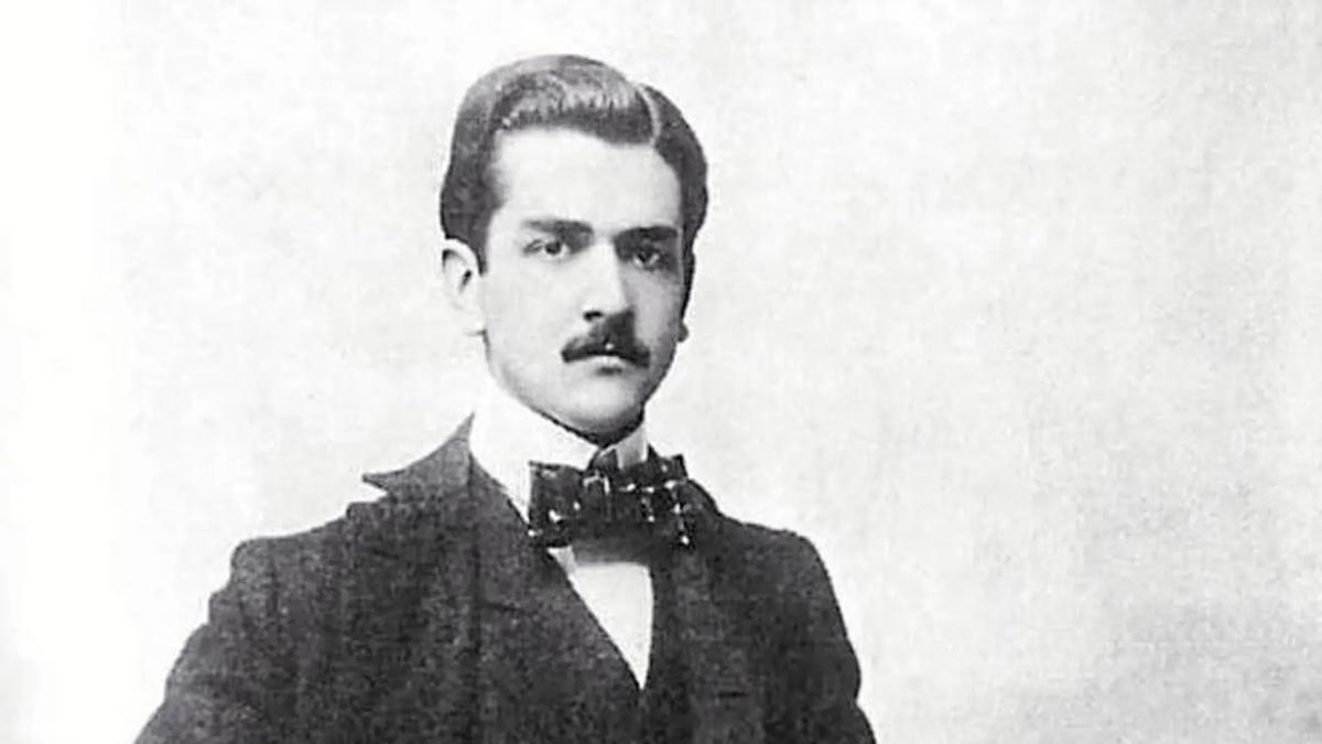 Raymond Roussel, autor de 'La doublure', traducido al catalán como 'El doblec'.