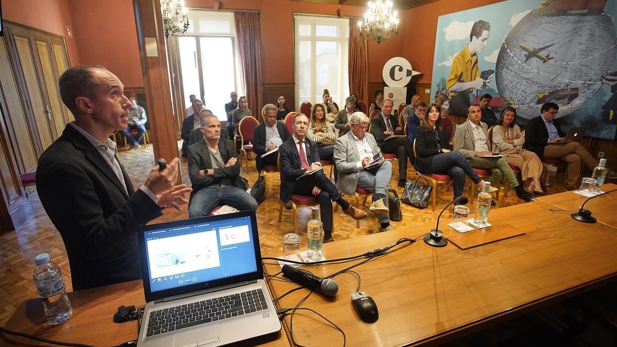 Xavier Elizondo, d&#039;ACCIÓ, en un moment de la seva intervenció en la jornada de fons europeus